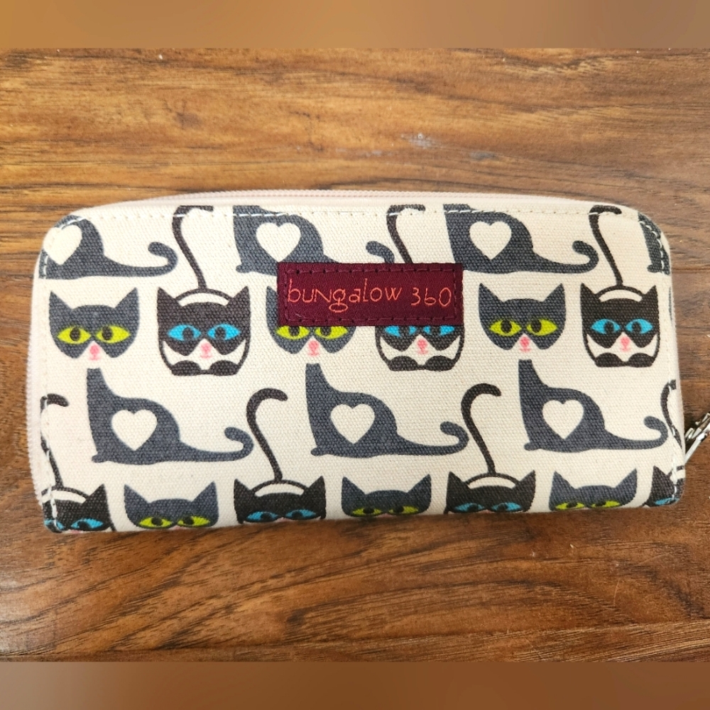 Bungalow 360 Cat Print Wallet